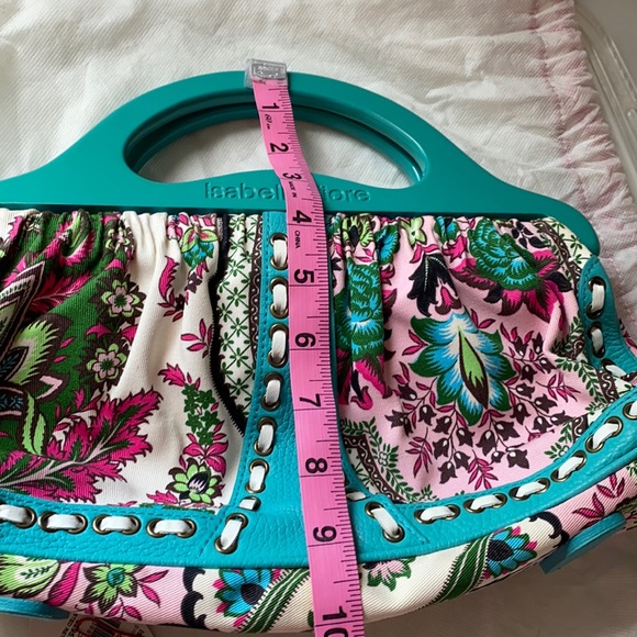 Isabella Fiore Swiss Miss Wood Handle Frame bag - Picture 9 of 16